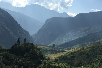 The Arun valley around Hatiya village. 